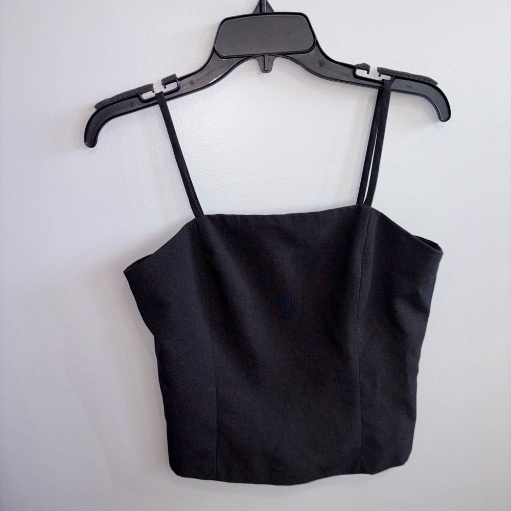 Black structured vintage crop top.